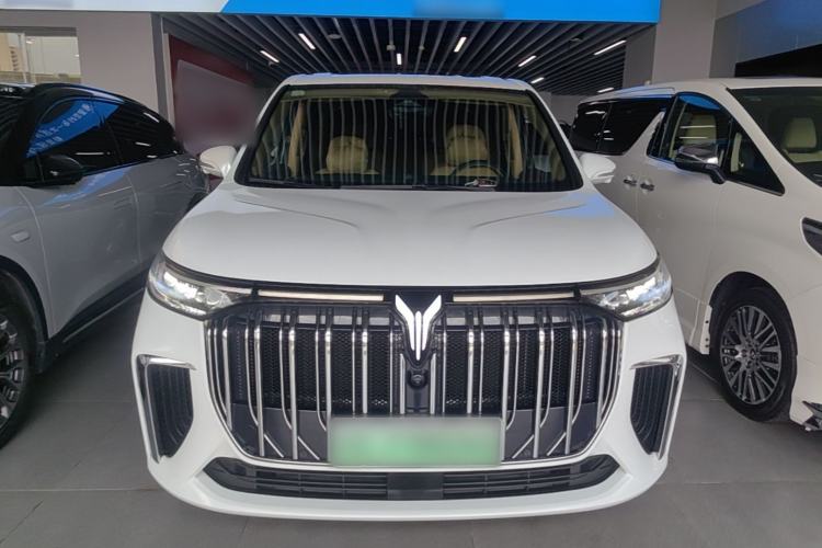 Used VOYAH Dream 2024 PHEV Extended-Range Premium Edition Front