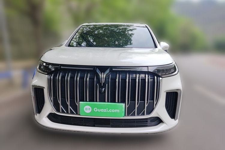 Used VOYAH Dream 2024 PHEV Extended-Range Premium Edition Front