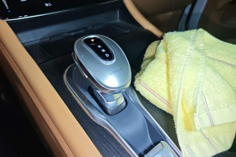 Used VOYAH Dream 2024 PHEV Ultra-Long Range Flagship Edition Gear Lever