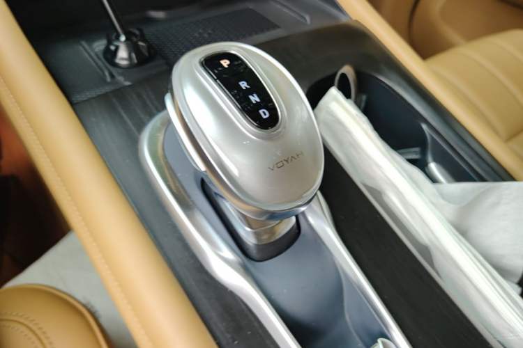 Used VOYAH Dream 2024 PHEV Extended-Range Premium Edition Gear Lever