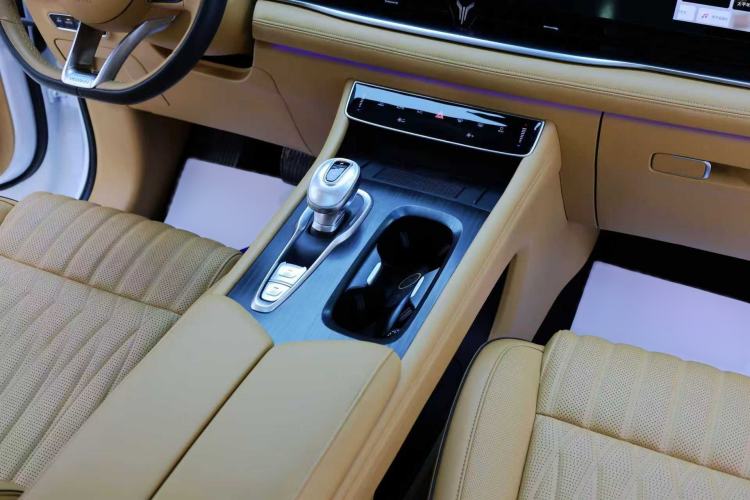 Used VOYAH Dream 2024 PHEV Ultra-Long Range Flagship Edition Gear Lever