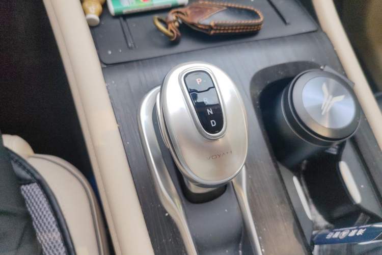 Used VOYAH Dream 2024 PHEV Ultra-Long Range Flagship Edition Gear Lever