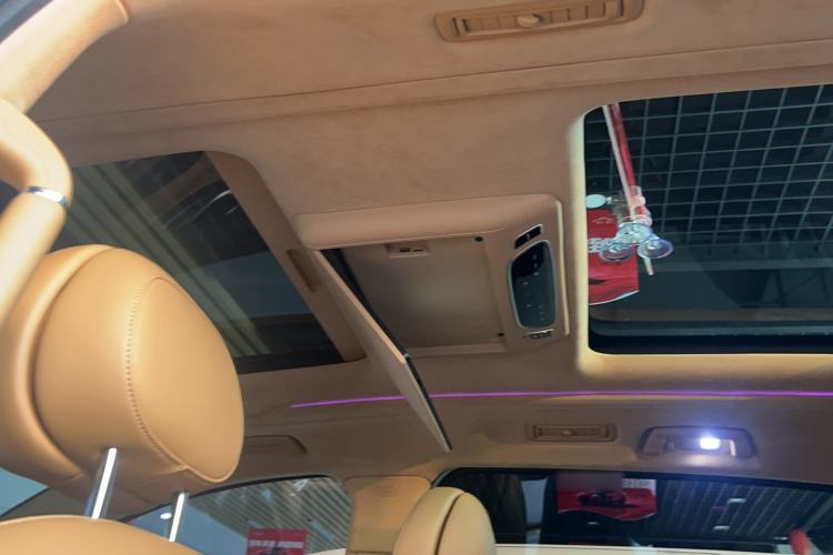 Used VOYAH Dream 2024 PHEV Ultra-Long Range Flagship Edition Headliner