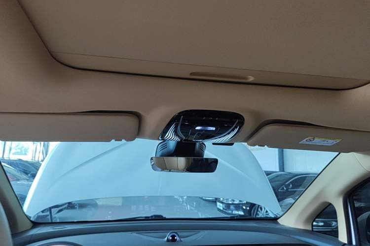 Used VOYAH Dream 2024 PHEV Extended-Range Premium Edition Headliner