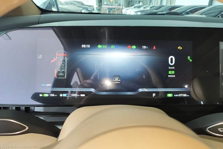 Used VOYAH Dream 2024 PHEV Extended-Range Premium Edition Instrument Cluster