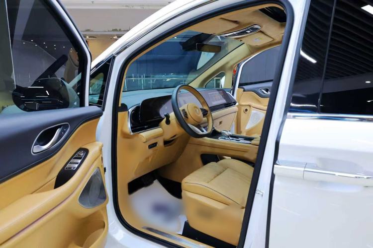 Used VOYAH Dream 2024 PHEV Ultra-Long Range Flagship Edition Interior 1