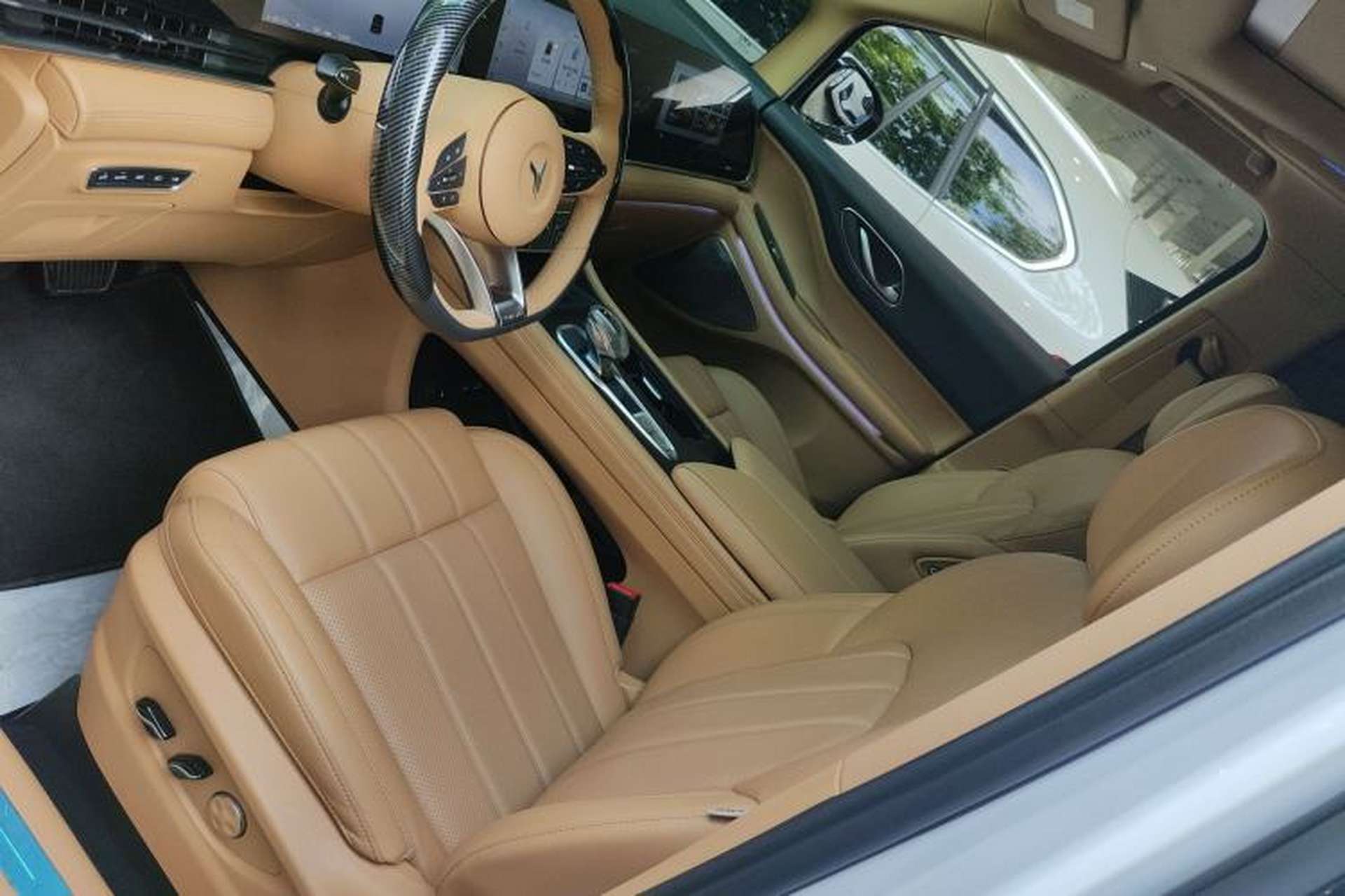 Used VOYAH Dream 2024 PHEV Extended-Range Premium Edition Left Front Seat
