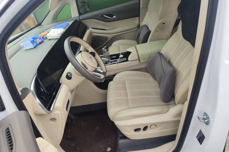 Used VOYAH Dream 2024 PHEV Extended-Range Premium Edition Left Front Seat