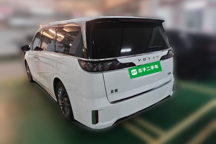 Used VOYAH Dream 2024 PHEV Ultra-Long Range Flagship Edition Rear Left 45 Deg