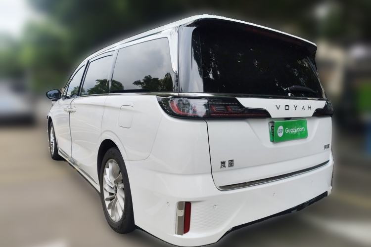 Used VOYAH Dream 2024 PHEV Extended-Range Premium Edition Rear Left 45 Deg