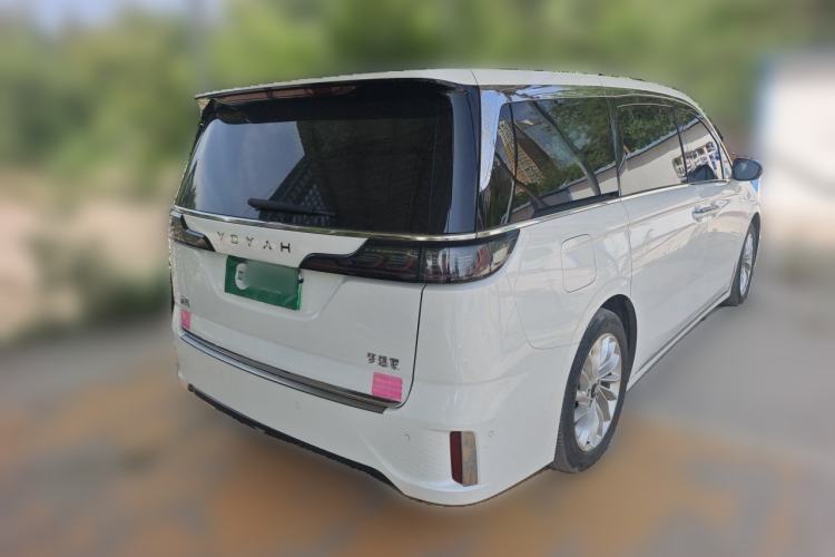 Used VOYAH Dream 2024 PHEV Extended-Range Premium Edition Rear Right 45 Deg