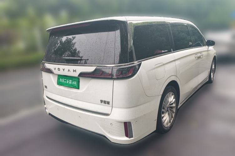 Used VOYAH Dream 2024 PHEV Extended-Range Premium Edition Rear Right 45 Deg