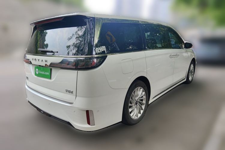 Used VOYAH Dream 2024 PHEV Extended-Range Premium Edition Rear Right 45 Deg