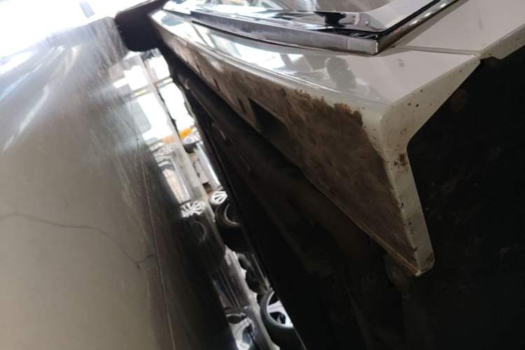Used VOYAH Dream 2024 PHEV Extended-Range Premium Edition Right Side Sill