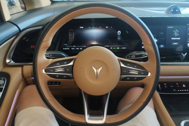 Used VOYAH Dream 2024 PHEV Extended-Range Premium Edition Steering Wheel