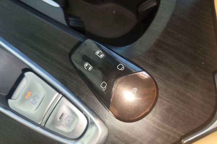 Used VOYAH Dream 2024 PHEV Extended-Range Premium Edition Vehicle Key