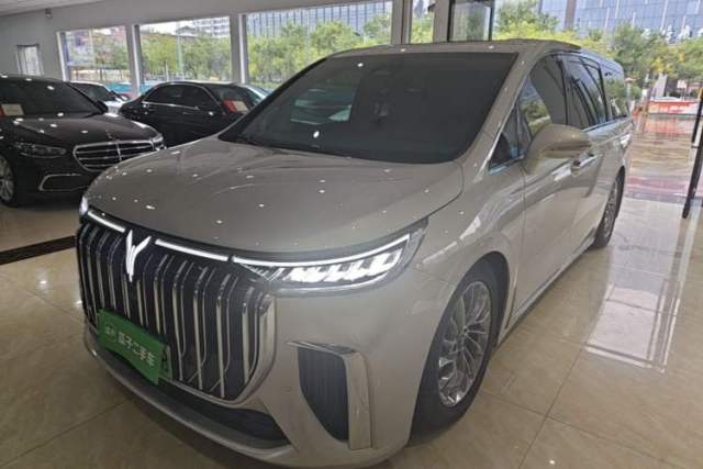 VOYAH Dream 2024 PHEV Ultra-Long Range Flagship Edition с пробегом