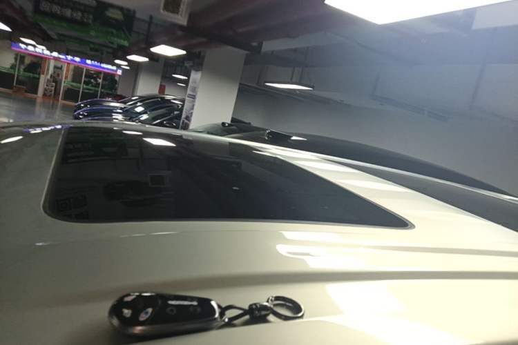 Used VOYAH Dream 2024 EV Long-Range Premium Edition Roof