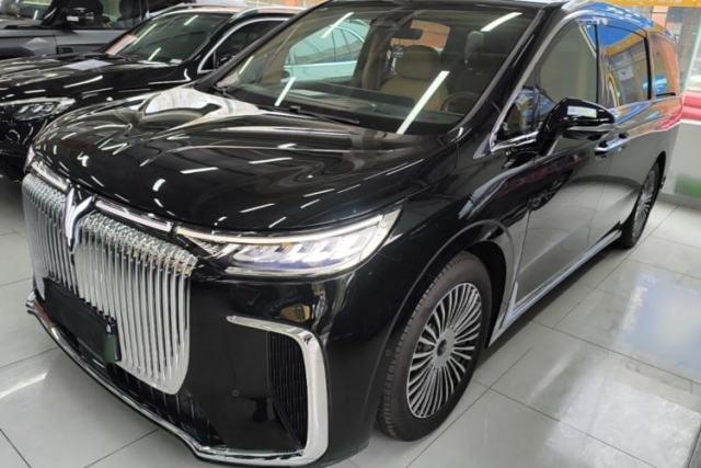 Used VOYAH Dream 2025 PHEV Four-Wheel-Drive Flagship Kunpeng Edition
