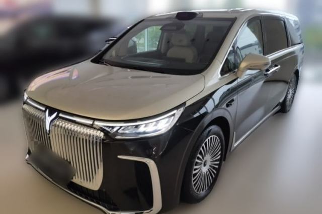 Used VOYAH Dream 2025 PHEV Four-Wheel-Drive Flagship Version – Qiankun Edition