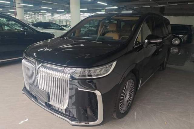 Used VOYAH Dream 2025 PHEV Four-Wheel Drive Prestige Kunpeng Edition