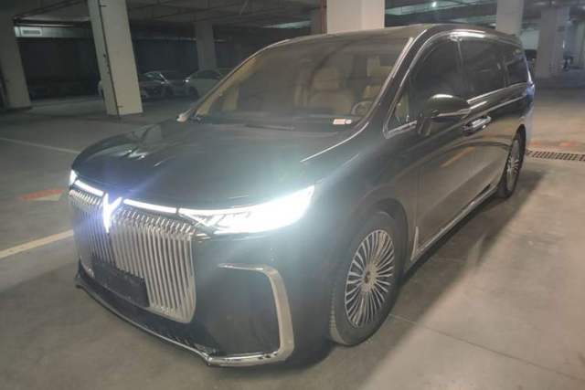 Used VOYAH Dream 2025 PHEV Four-Wheel-Drive Flagship Kunpeng Edition