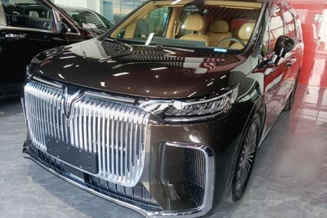 Used VOYAH Dream 2025 PHEV Four-Wheel-Drive Flagship Kunpeng Edition