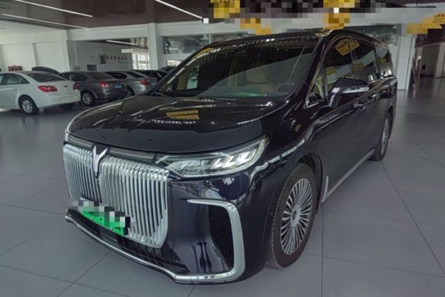 Używany VOYAH Dream 2025 PHEV Four-Wheel Drive Excellence Kunpeng Edition