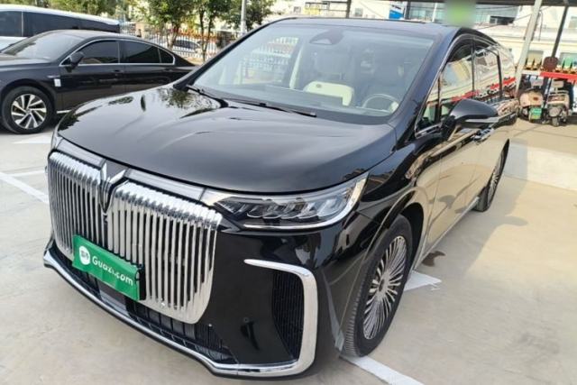 Used VOYAH Dream 2025 PHEV Four-Wheel Drive Prestige Kunpeng Edition