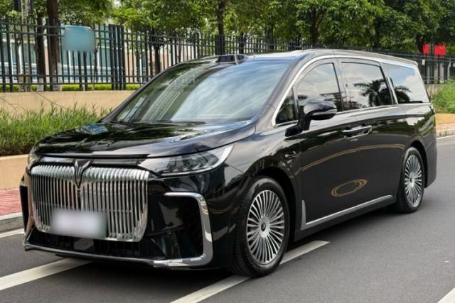 Used VOYAH Dream 2025 PHEV Four-Wheel-Drive Flagship Version – Qiankun Edition
