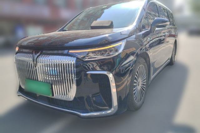 Used VOYAH Dream 2025 PHEV Four-Wheel Drive Prestige Kunpeng Edition