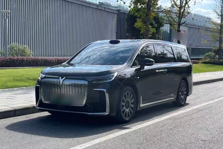 VOYAH Dream 2025 EV Four-Wheel Drive Excellence Qiankun Edition