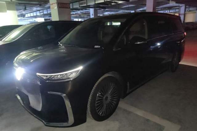 Used VOYAH Dream 2025 PHEV Four-Wheel-Drive Flagship Kunpeng Edition