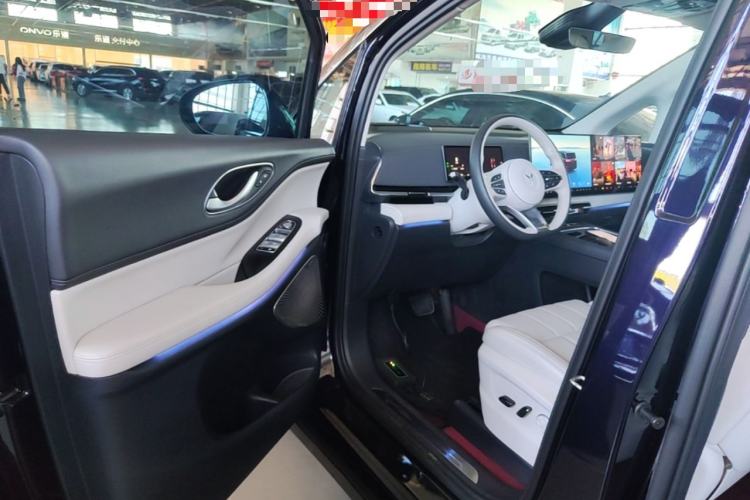 Used VOYAH Dream 2025 PHEV Four-Wheel Drive Prestige Kunpeng Edition Driver Seat