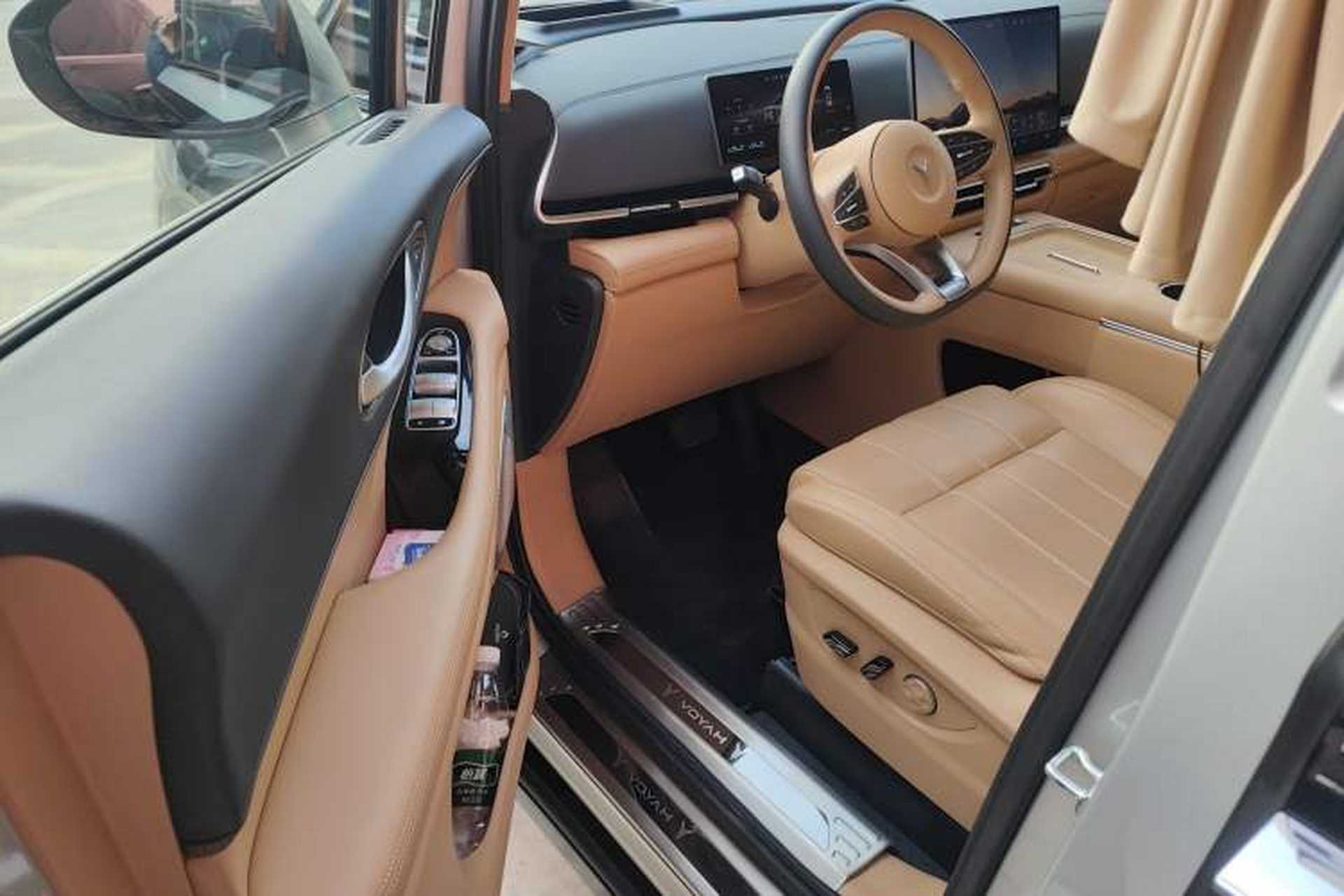 Used VOYAH Dream 2025 PHEV Four-Wheel-Drive Flagship Version – Qiankun Edition Driver Seat