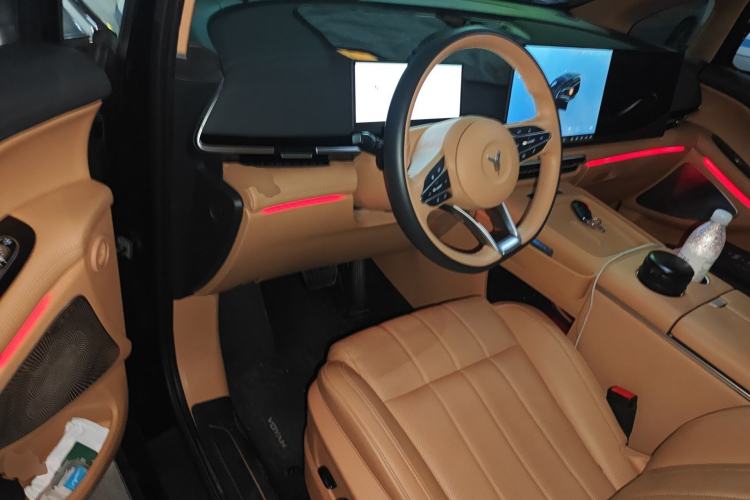 Used VOYAH Dream 2025 PHEV Four-Wheel Drive Prestige Kunpeng Edition Driver Seat