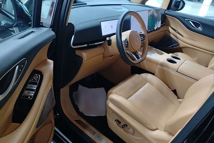 Used VOYAH Dream 2025 PHEV Four-Wheel-Drive Flagship Kunpeng Edition Driver Seat