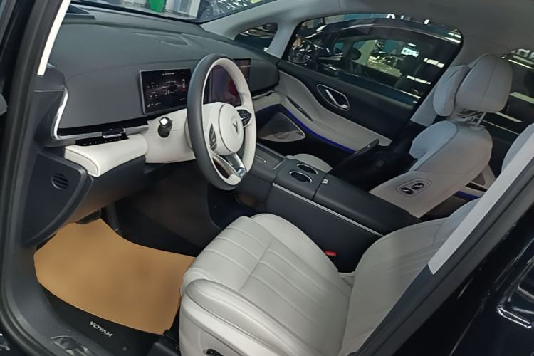 Used VOYAH Dream 2025 PHEV Four-Wheel-Drive Flagship Version – Qiankun Edition Driver Seat