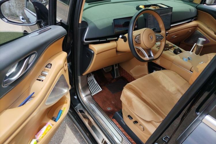 Used VOYAH Dream 2025 PHEV Four-Wheel-Drive Flagship Version – Qiankun Edition Driver Seat