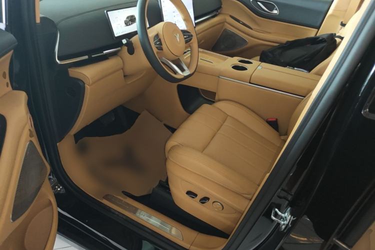 Used VOYAH Dream 2025 PHEV Four-Wheel Drive Prestige Qiankun Edition Driver Seat