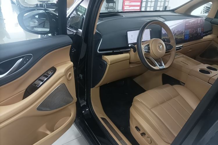 Used VOYAH Dream 2025 PHEV Four-Wheel-Drive Flagship Kunpeng Edition Driver Seat