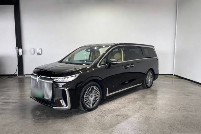 Used VOYAH Dream 2025 PHEV Four-Wheel-Drive Flagship Kunpeng Edition