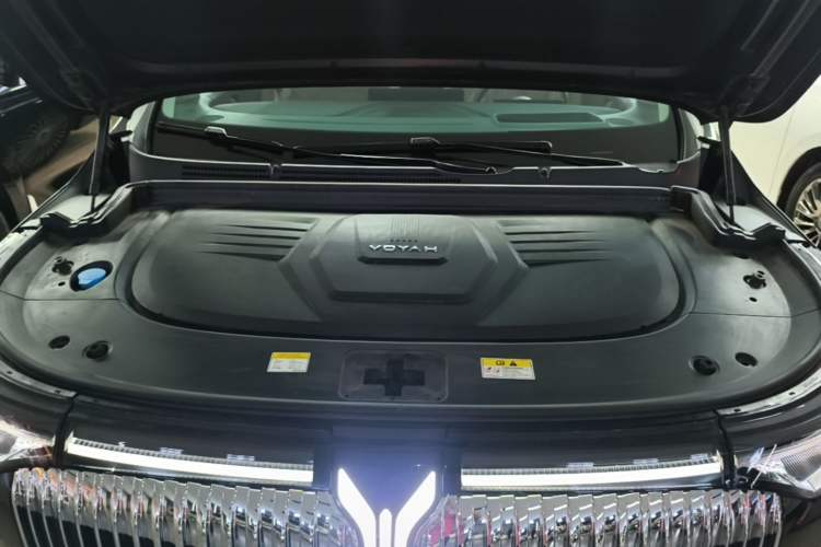 Used VOYAH Dream 2025 PHEV Four-Wheel Drive Excellence Qiankun Edition Engine Bay