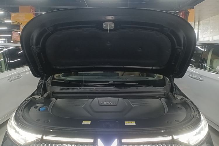 Used VOYAH Dream 2025 PHEV Four-Wheel Drive Prestige Kunpeng Edition Engine Bay
