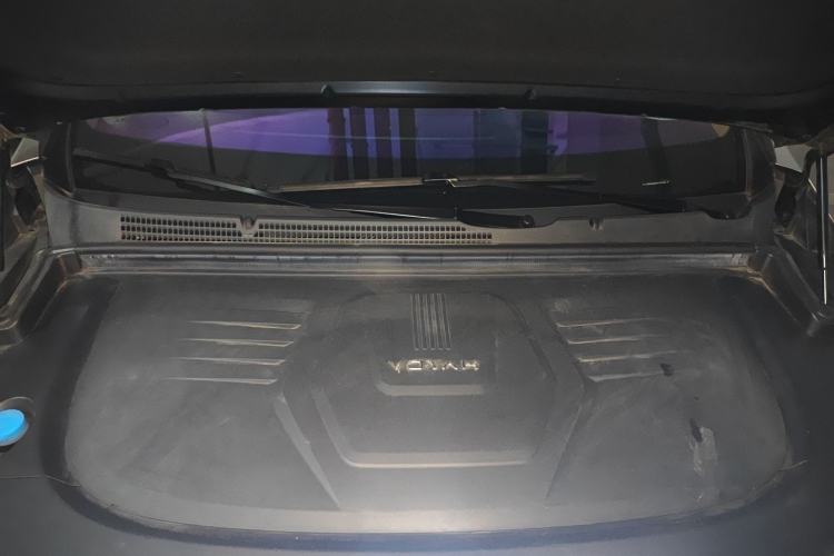 Used VOYAH Dream 2025 PHEV Four-Wheel Drive Prestige Kunpeng Edition Engine Bay