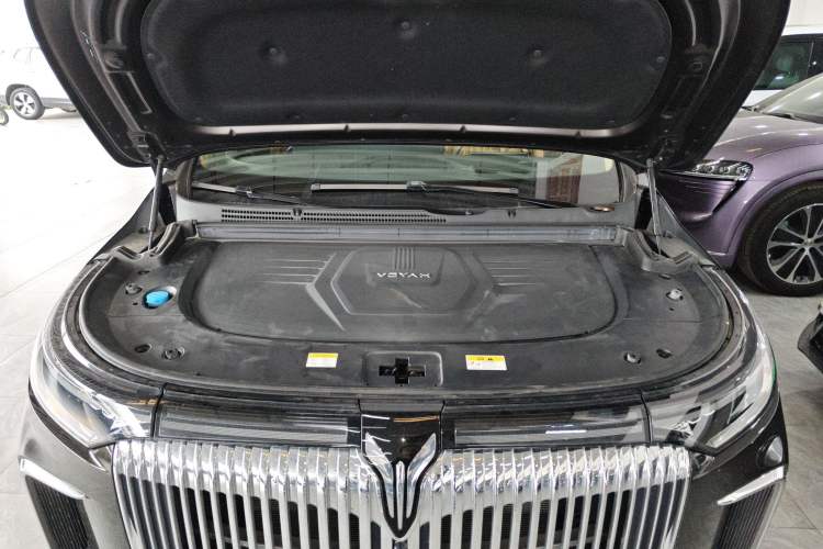 Used VOYAH Dream 2025 PHEV Four-Wheel-Drive Flagship Kunpeng Edition Engine Bay