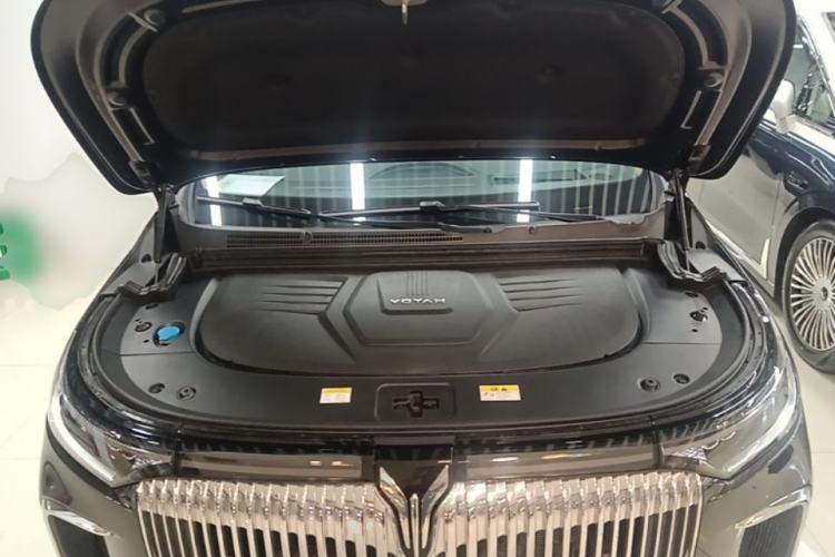 Used VOYAH Dream 2025 PHEV Four-Wheel Drive Prestige Kunpeng Edition Engine Bay