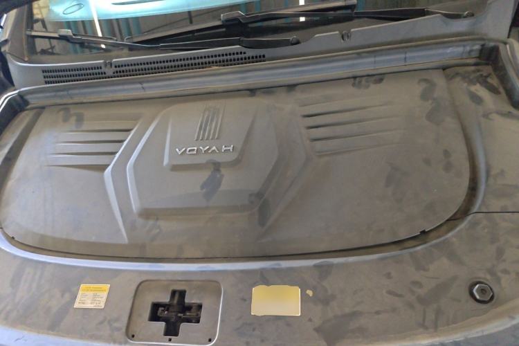 Used VOYAH Dream 2025 PHEV Four-Wheel-Drive Flagship Kunpeng Edition Engine Bay