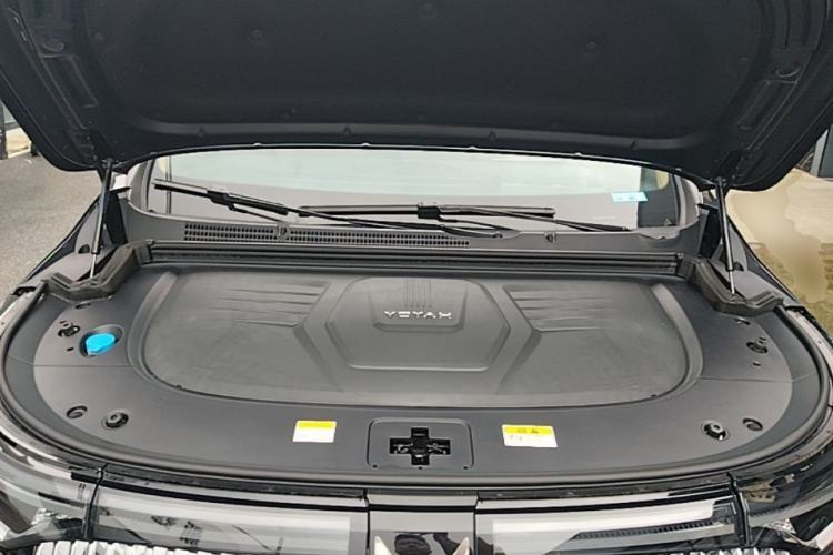 Used VOYAH Dream 2025 PHEV Four-Wheel Drive Prestige Qiankun Edition Engine Bay