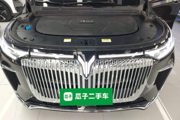 Used VOYAH Dream 2025 PHEV Four-Wheel-Drive Flagship Kunpeng Edition Engine Bay